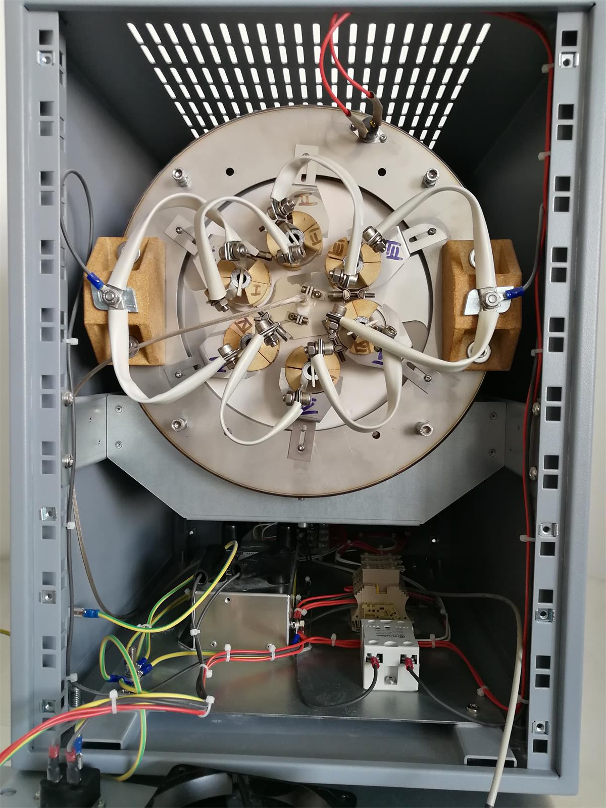 ���ڰ��bSiC�ӟ����CS1500